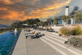 LX31 Carmel Valley Villa with Pool and Hot Tub